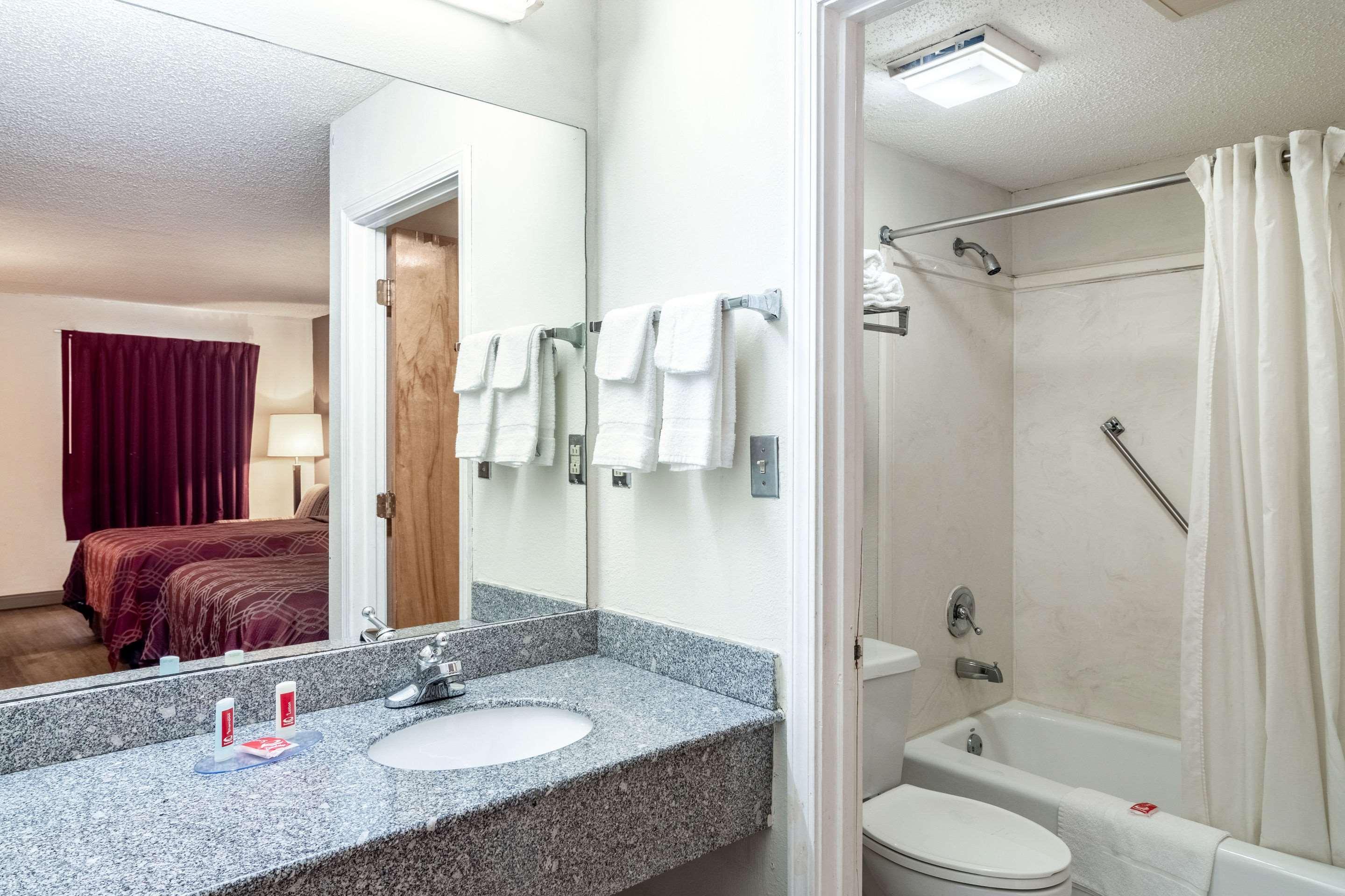Econo Lodge Acworth Eksteriør bilde